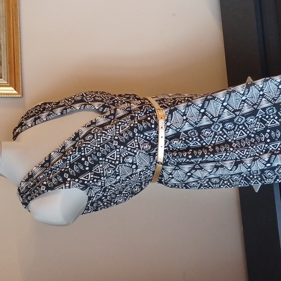 Suzy Shier Jumpsuit Size S - Picture 2 of 15